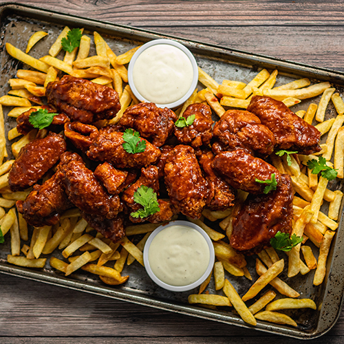 Nanus Hot Chicken Chicken wings With Fries