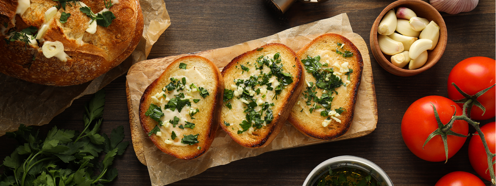 Pomodoro Garlic Bread